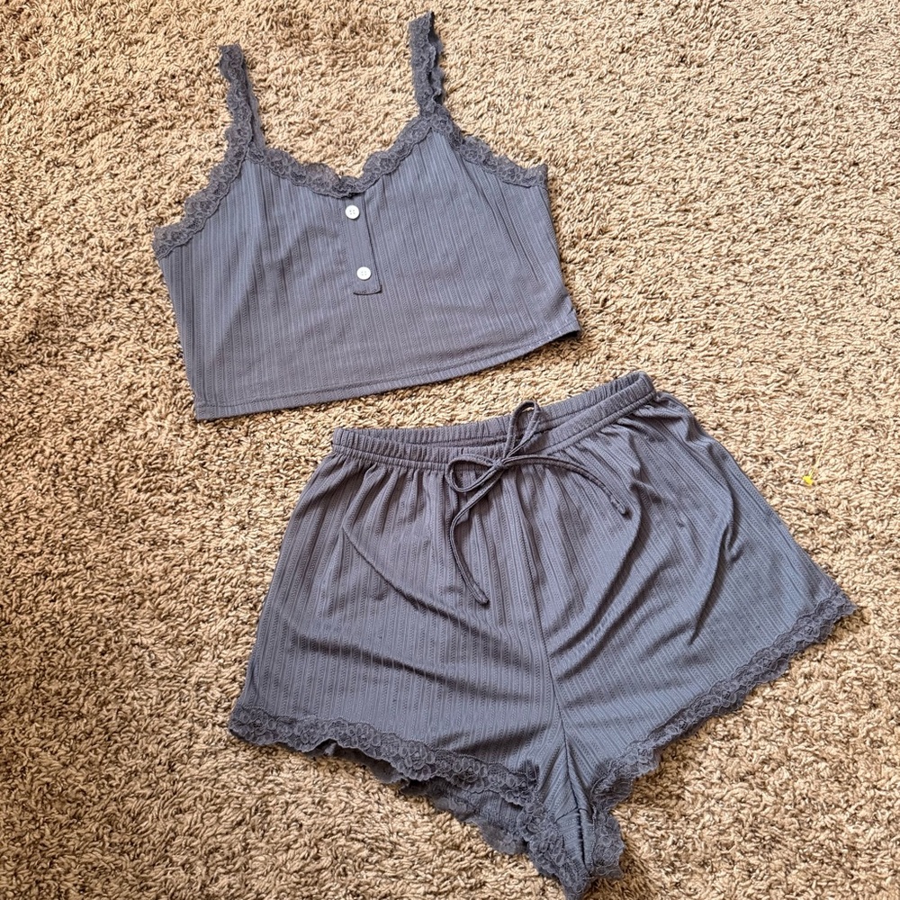 ▪️ SHEIN • Gray Lace Trim Sleepwear Set • Women’s Size Small